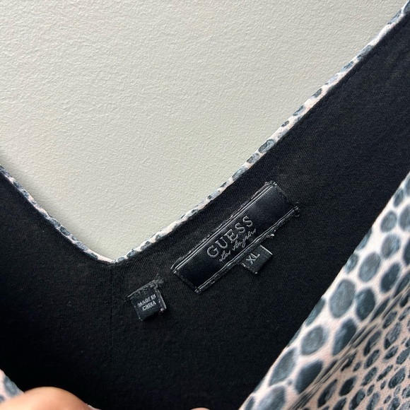 Guess V-Neck Ombré Animal Print Maxi Dress - Picture 4 of 4